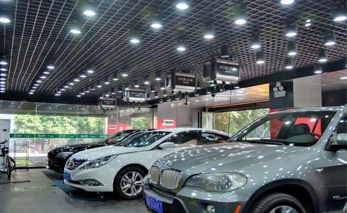 城市驛站汽車升級5S服務(wù)會所專業(yè)美容、維修車間